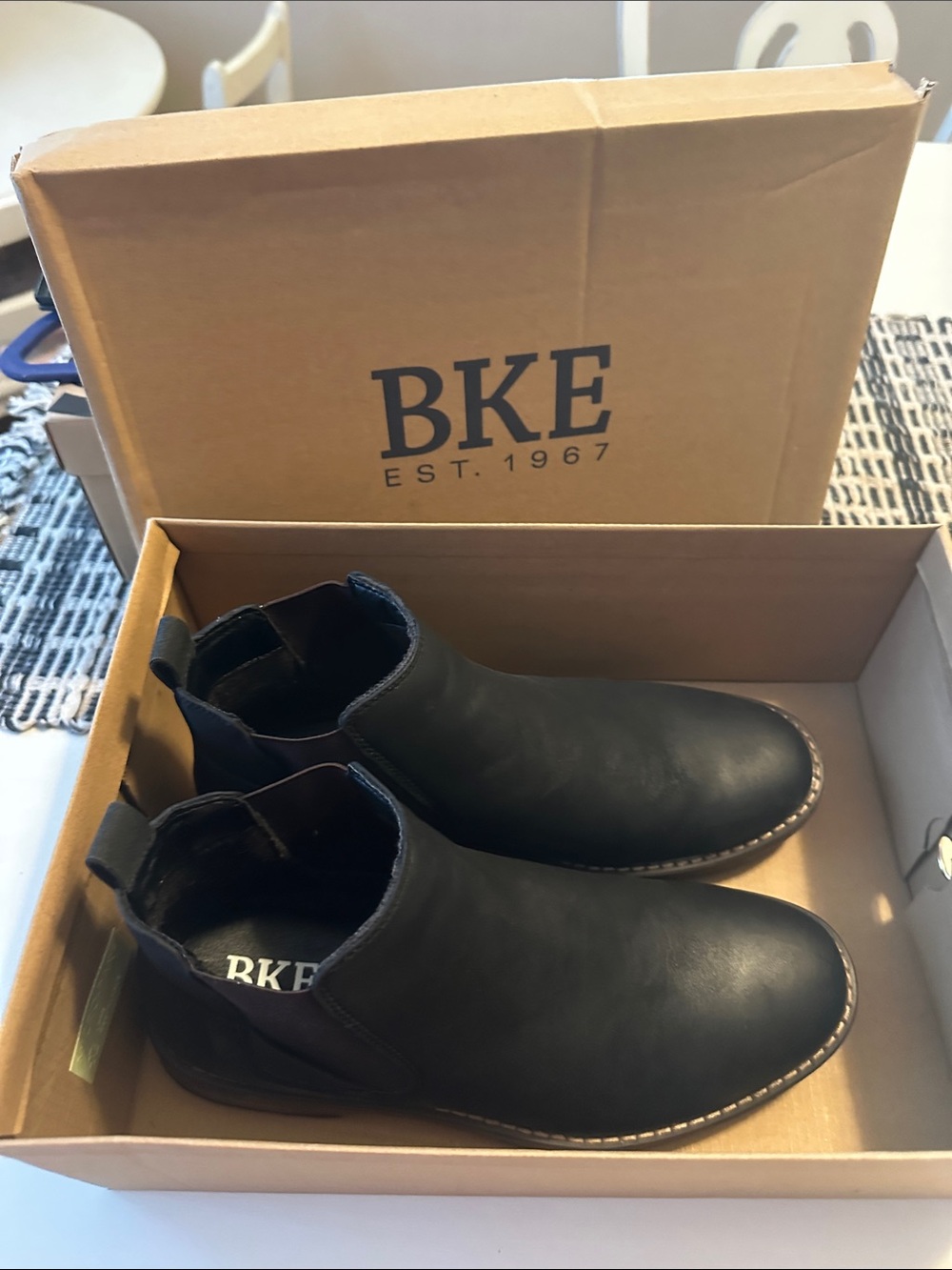 BKE Men’s Black Chukka Boots